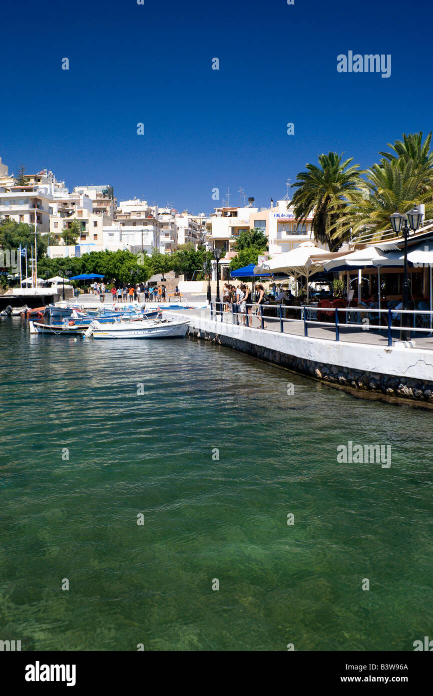Angelboote/Fischerboote auf See Überlieferung Agios Nikolaos Kreta Griechenland Stockfoto