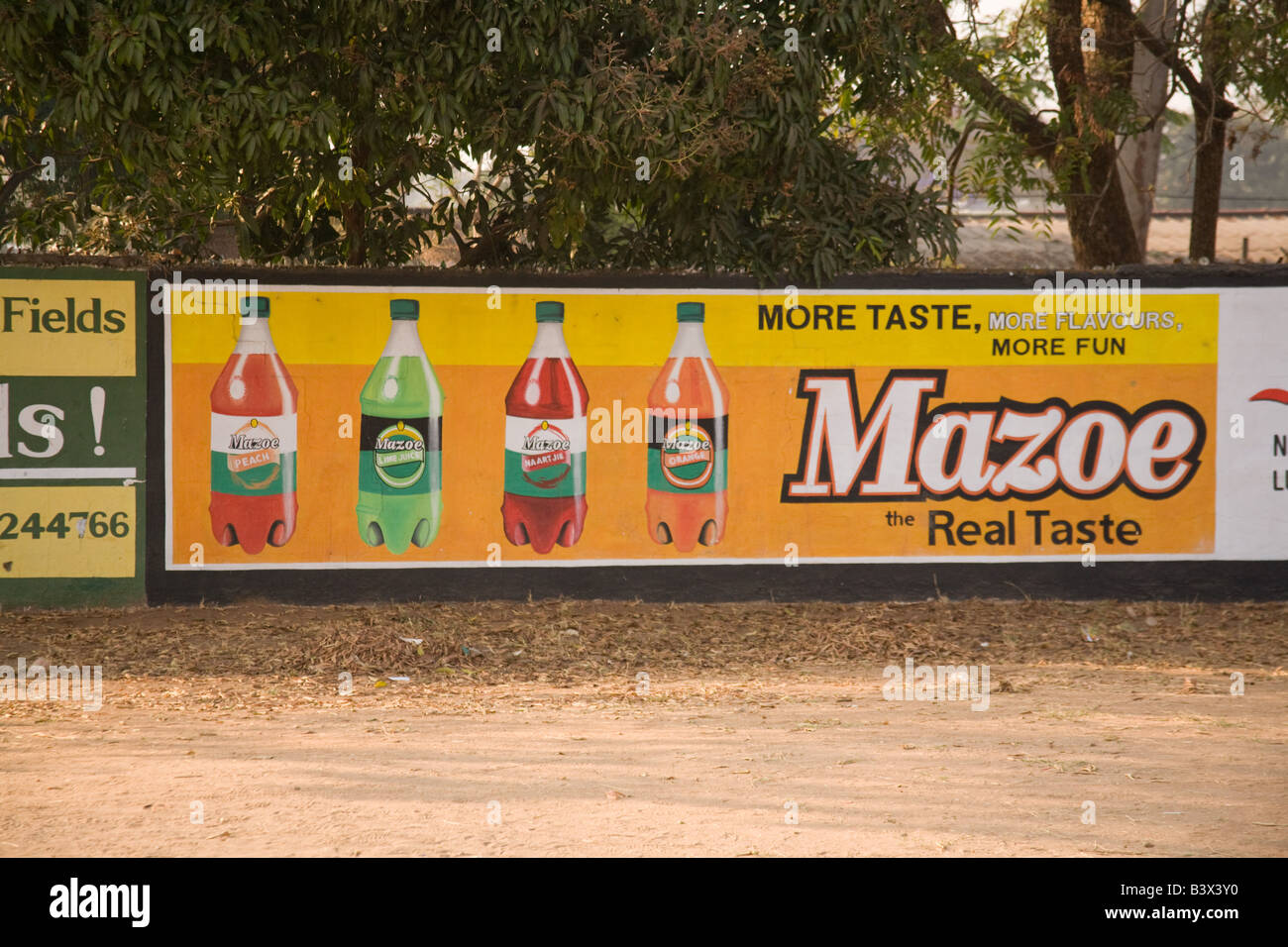 Mazoe Saft Billboard Lusaka Sambia Afrika Stockfoto