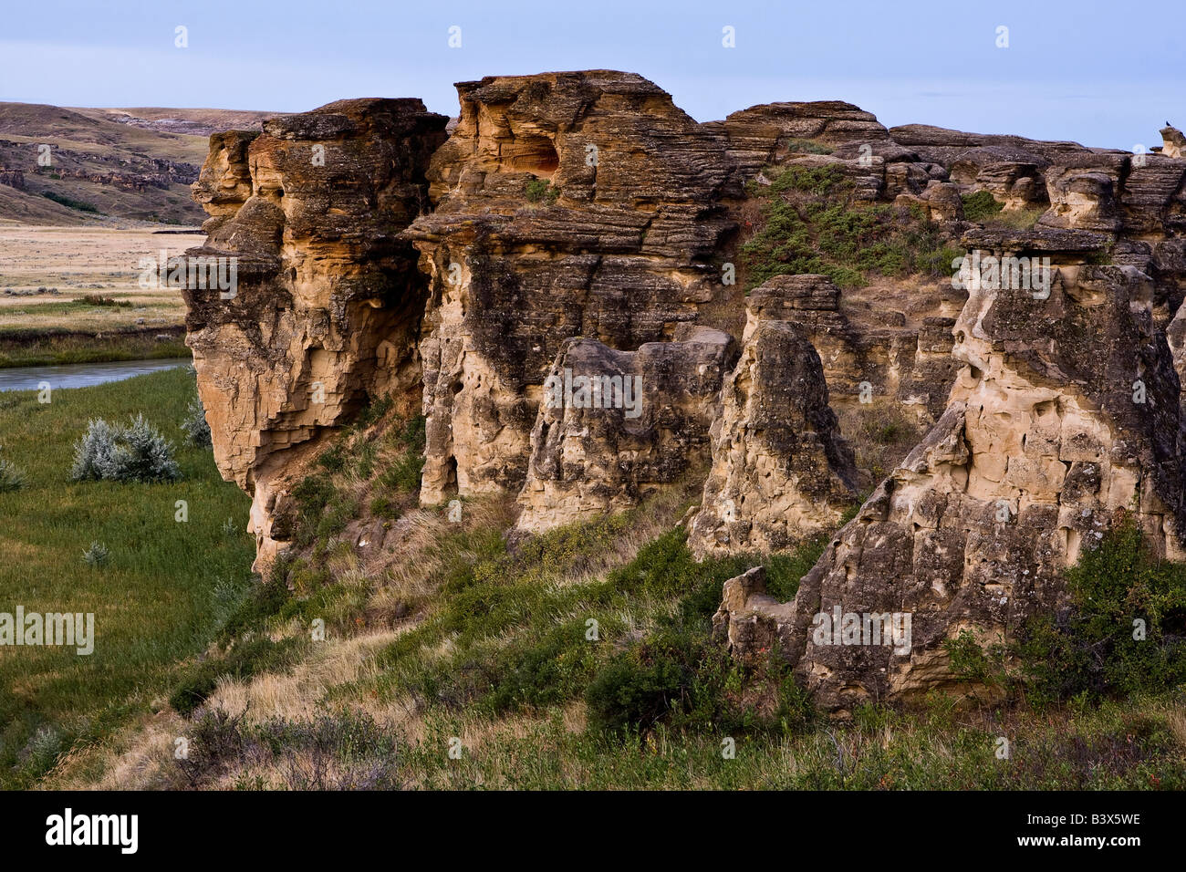 Rock Felsvorsprung am Schreiben-auf-Stein-Provinzpark. Stockfoto