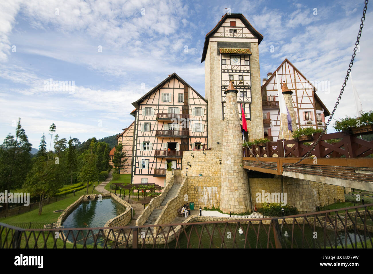 Der Französisch-elsässischen Themen Colmar Tropicale Dorf im Berjaya Hills Resort, Bukit Tinggi, Malaysia Stockfoto