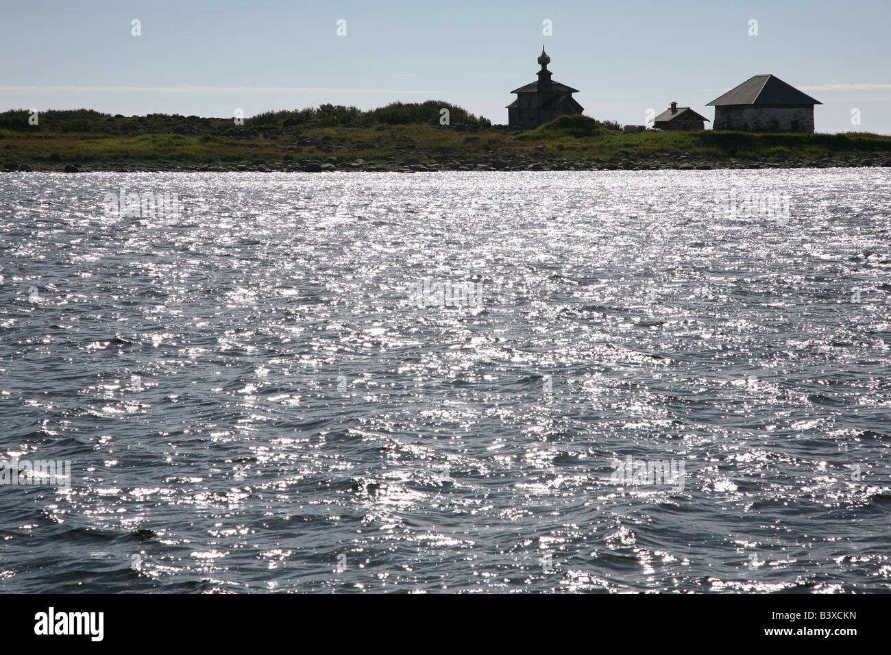 St Andrew Church auf den Zayatsky Inseln in der Nähe der Solovetsky Inseln im Weißen Meer, Russland Stockfoto