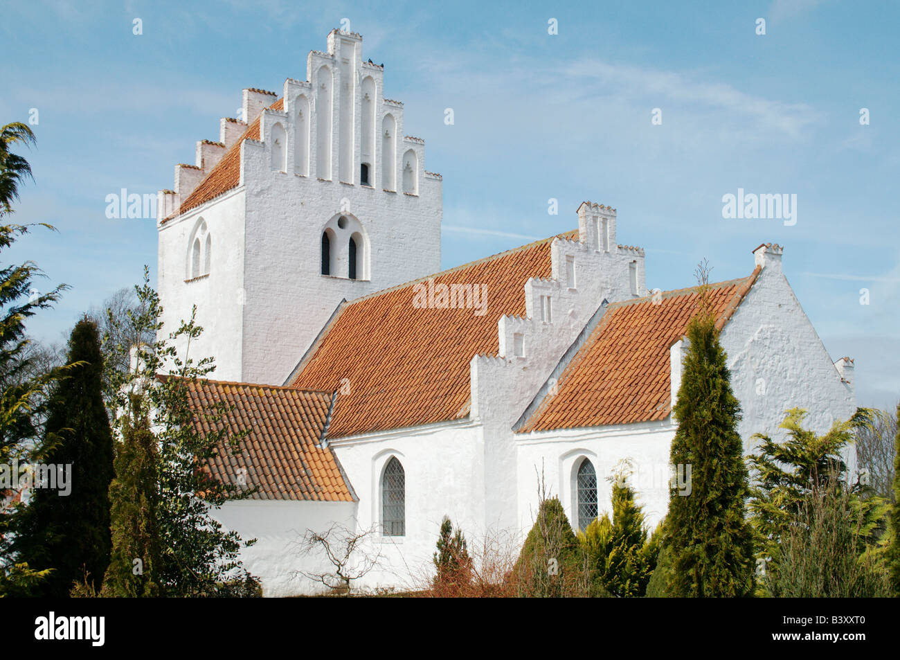 Dänische Dorfkirche Tuse. Stockfoto