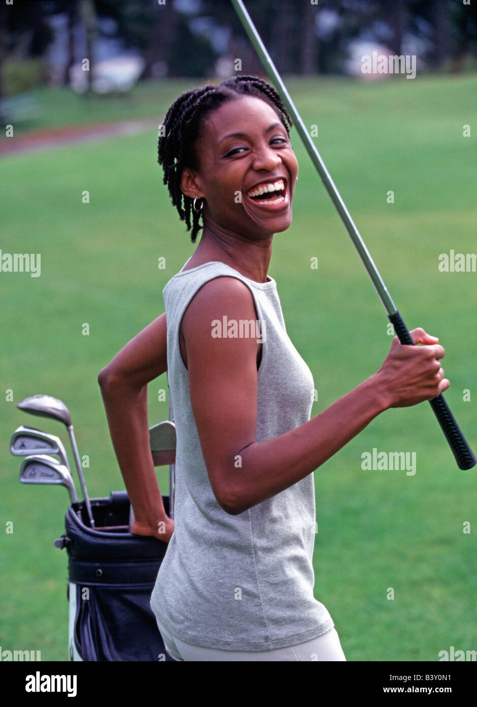 Afrikanische amerikanische Golfspielerin Stockfotografie - Alamy