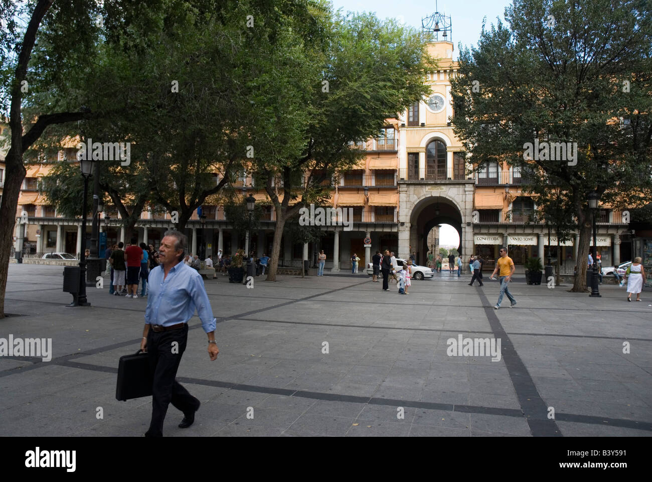 Zocodover Square und De La Sangre Arch TOLEDO Kastilien La Mancha Region Spanien Stockfoto