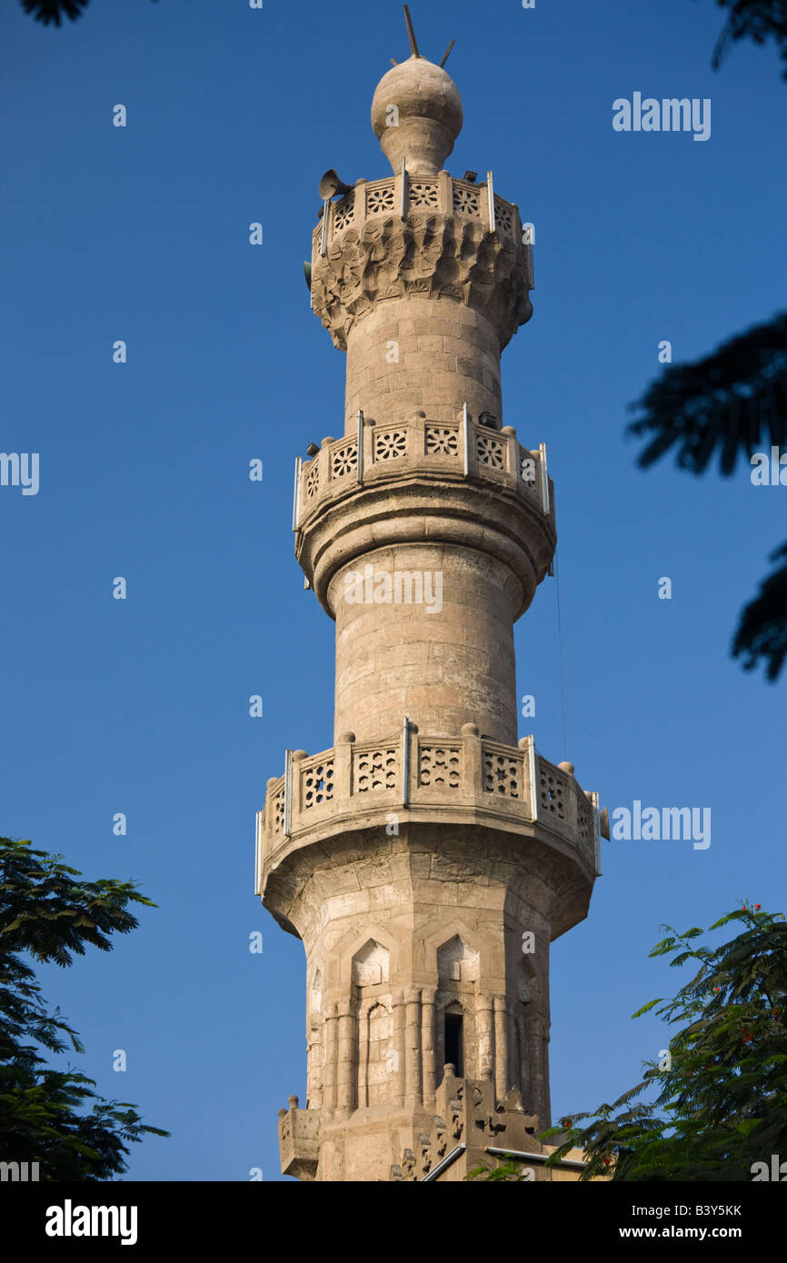 Minarett der Moschee und Madrasa des Qaytbay in Roda Island, Kairo, Ägypten Stockfoto