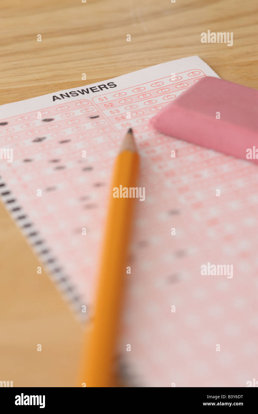Schule Bildung Stillleben mit Test-Bleistift und Radiergummi Stockfoto