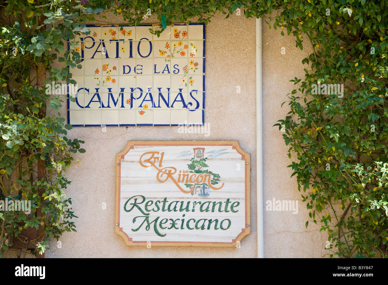 AZ, Arizona, Red Rock Country, Sedona, Tlaquepaque, spanischen Stil Kunsthandwerk Dorf Stockfoto