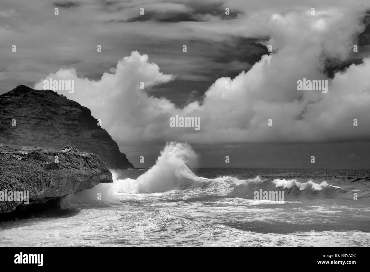 Wellen aus südlichen Kauai Coast Hawaii Stockfoto