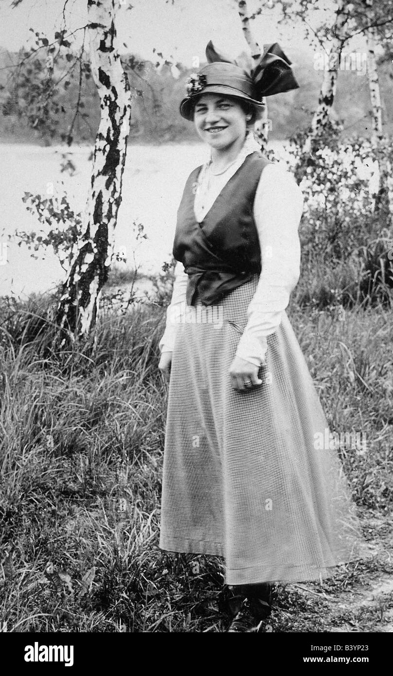 1920er Jahre Mode Frauen Stockfotos und -bilder Kaufen - Alamy