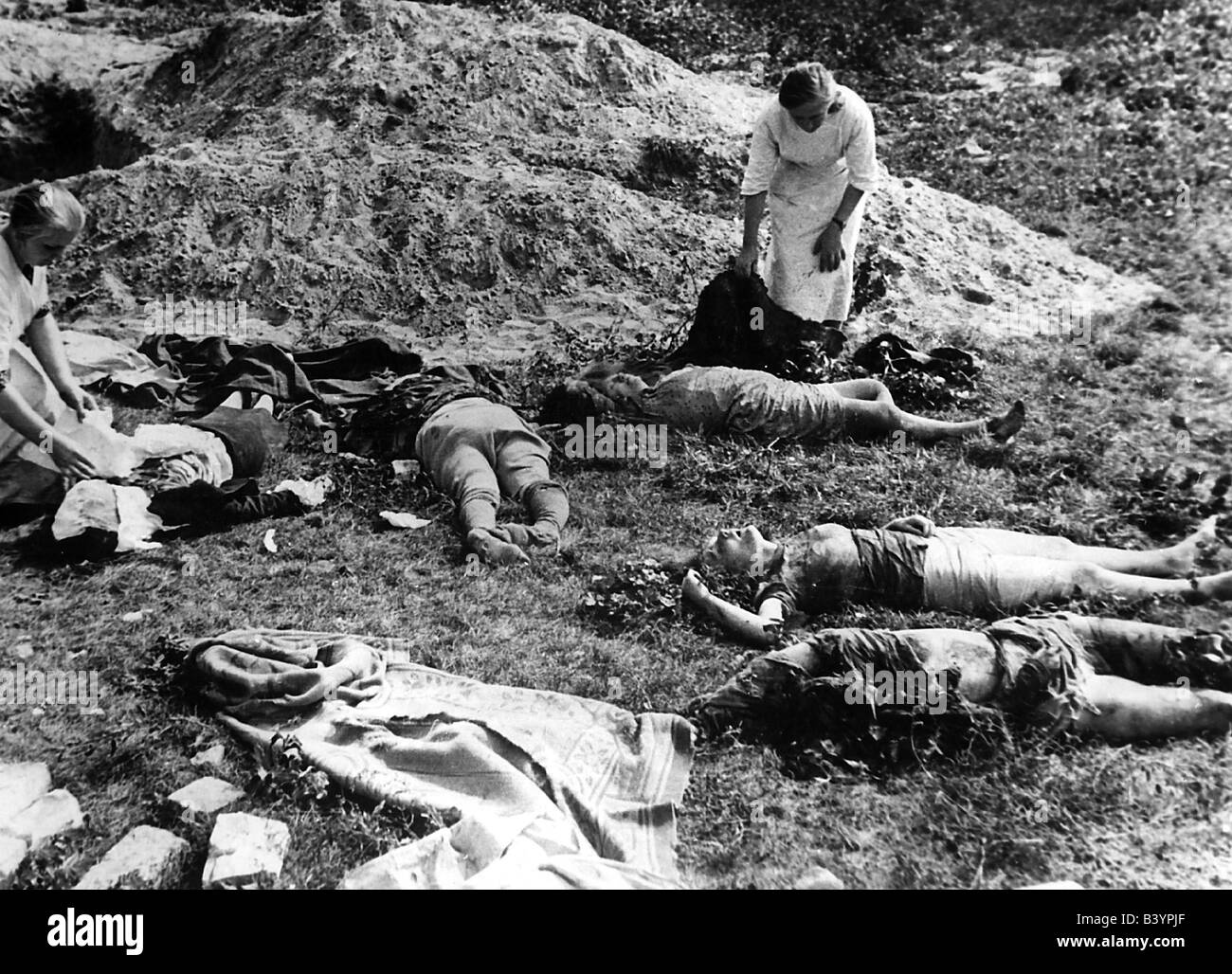 Ereignisse, Zweiter Weltkrieg/zweiter Weltkrieg, Polen 1939, tote Frauen, Opfer des ersten deutschen bombenangriffs auf Warschau, September 1939, Stockfoto