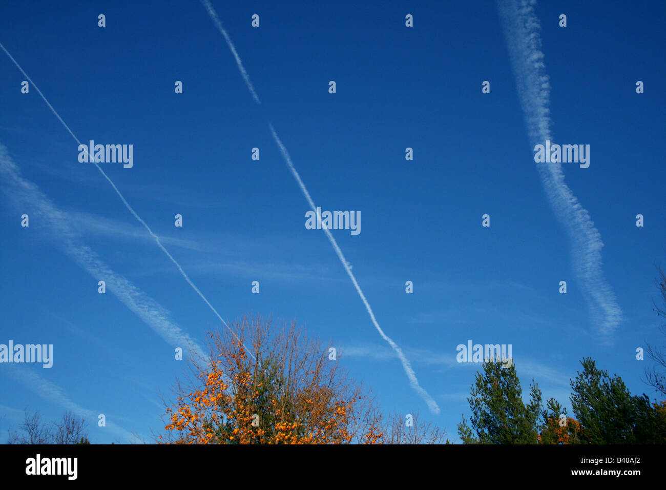 Jet-Kondensstreifen-Nordamerika Stockfoto