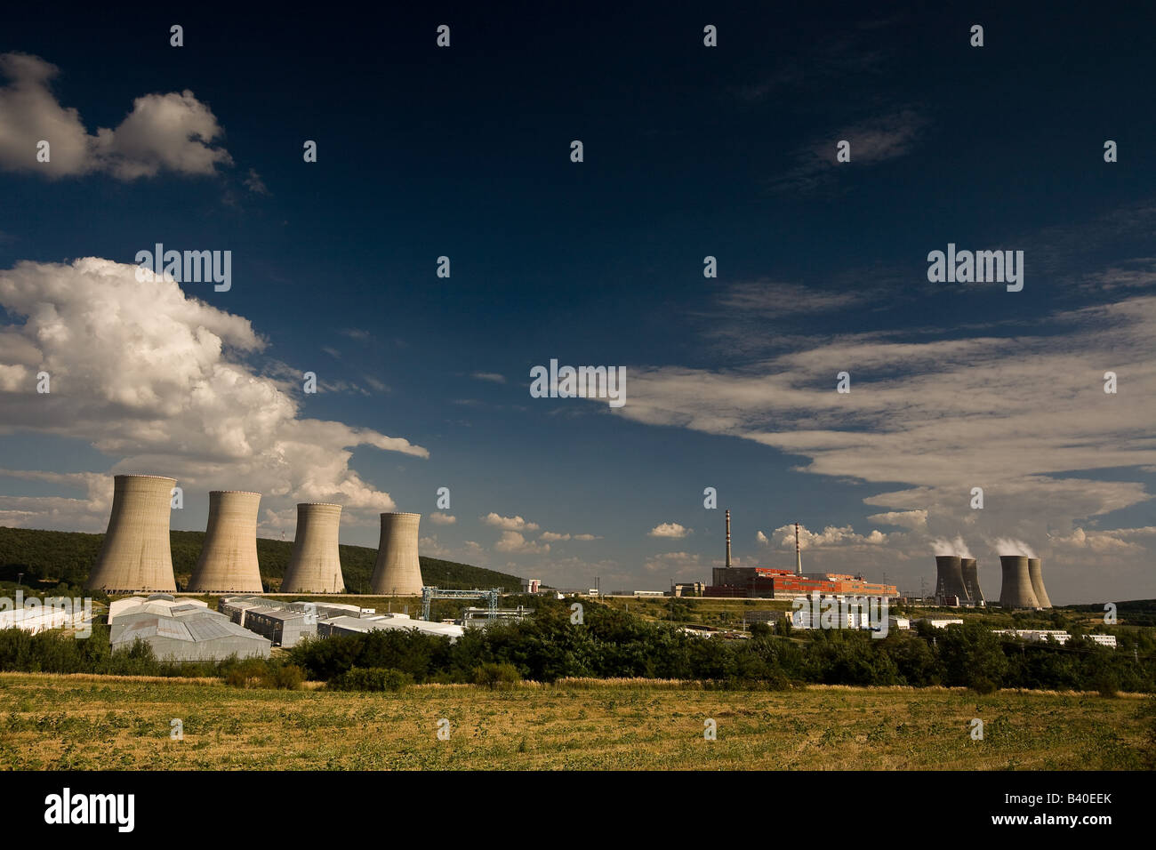 Kernkraftwerk Mochovce Stockfotos und bilder Kaufen Alamy
