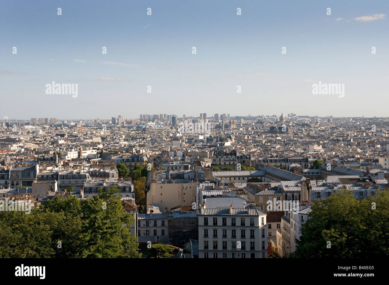 Ein Panoramablick auf Paris vom Montmartre Hügel Stockfoto Ein Panoramablick auf Paris vom Montmartre Hügel Stockfoto