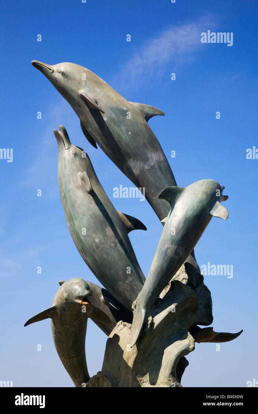 Cardigan Bay Delphinen Statue bei Barmouth Snowdonia Wales Stockfoto