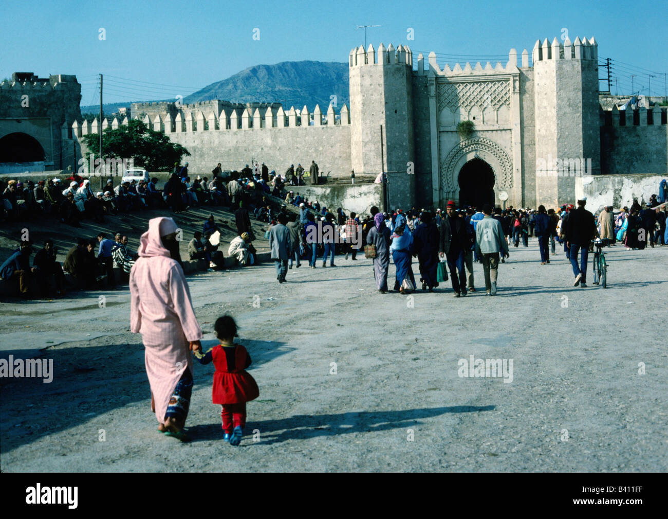 Geographie/Reise, Marokko, Fes, Gebäude, Architektur, Bab Schorfa, Mann vor dem Eingang, Stockfoto