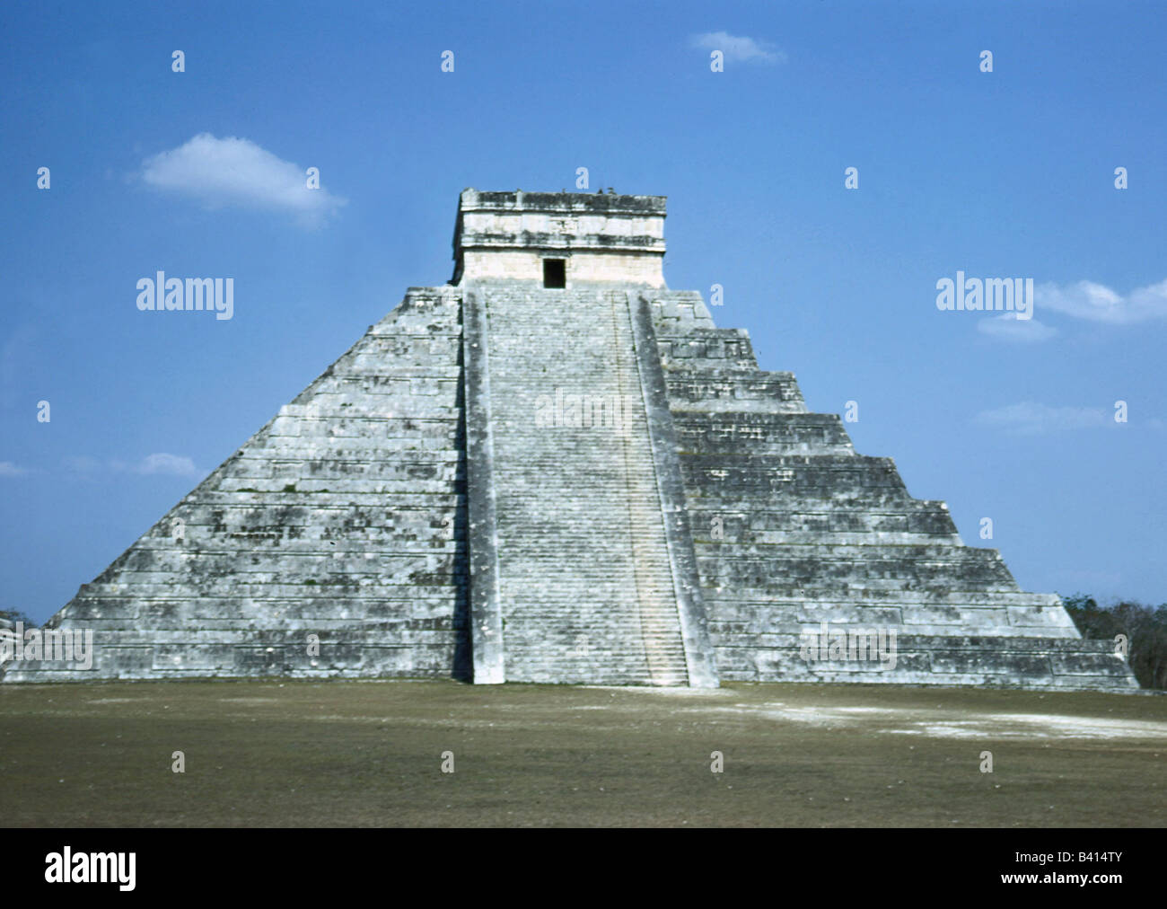 Geographie/Reise, Mexiko, Chichen Itza, Maya Stadt, gegründet im 5. Jahrhundert nach Christus, erweitert im Puuc Stil 7. - 10. Jahrhundert nach Christus, bevölkert von Toltecs, Tempel von Cuculcan, Stockfoto