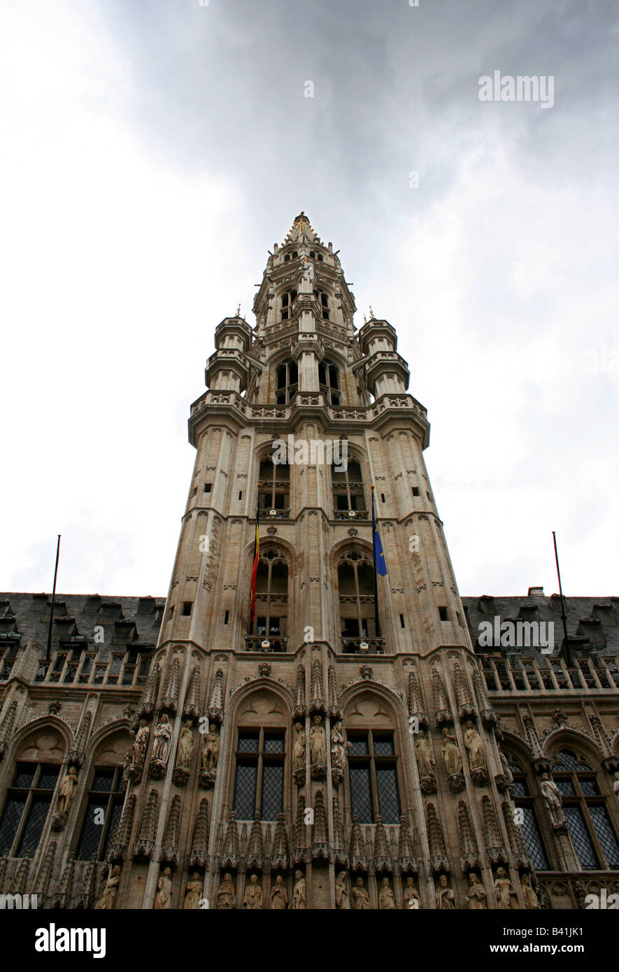 Rathausturm in Brüssel Stockfoto