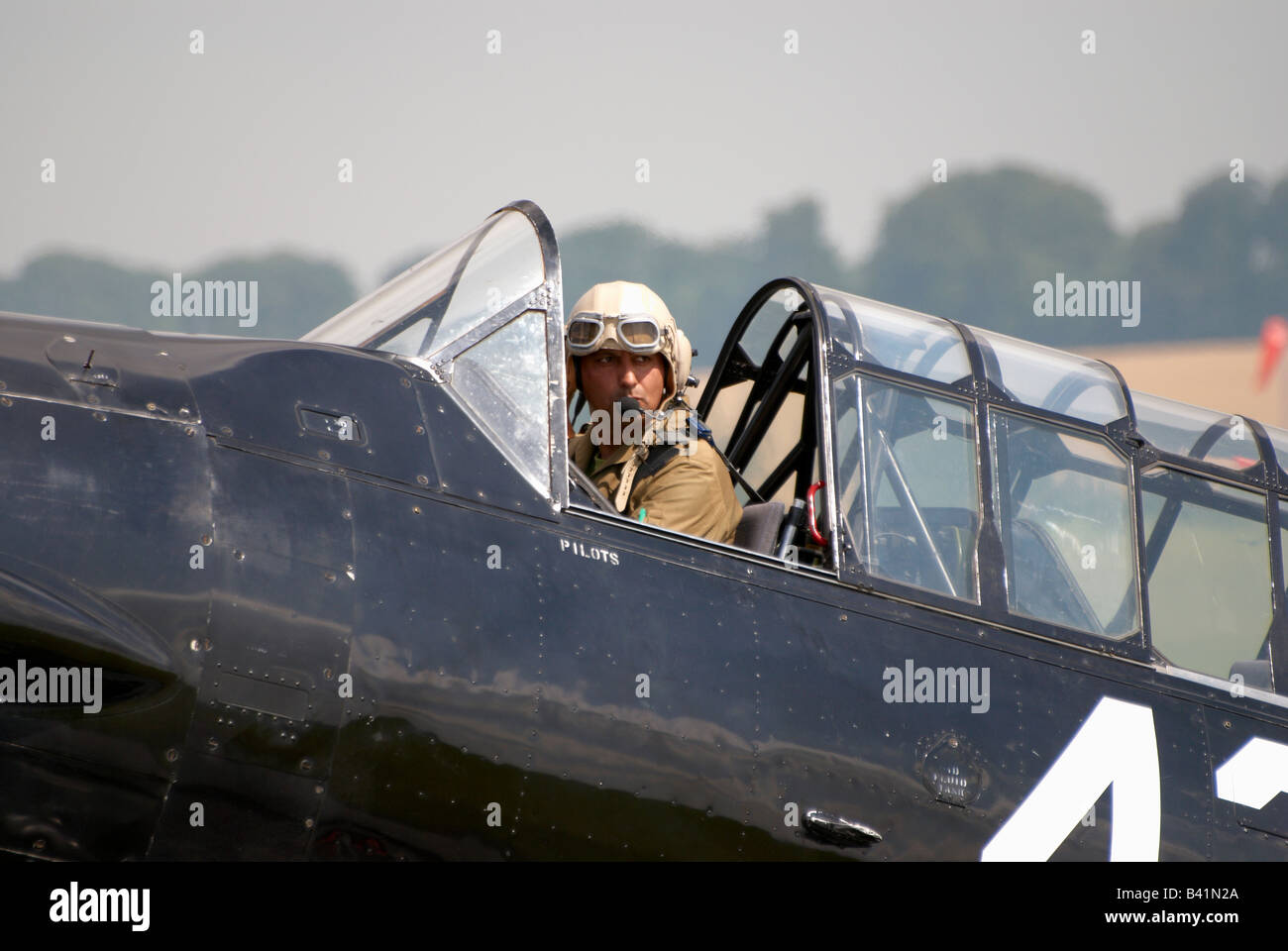Harvard-Trainer bei Middle Wallop Airshow bereitet Juli 2008 zum abheben. Stockfoto