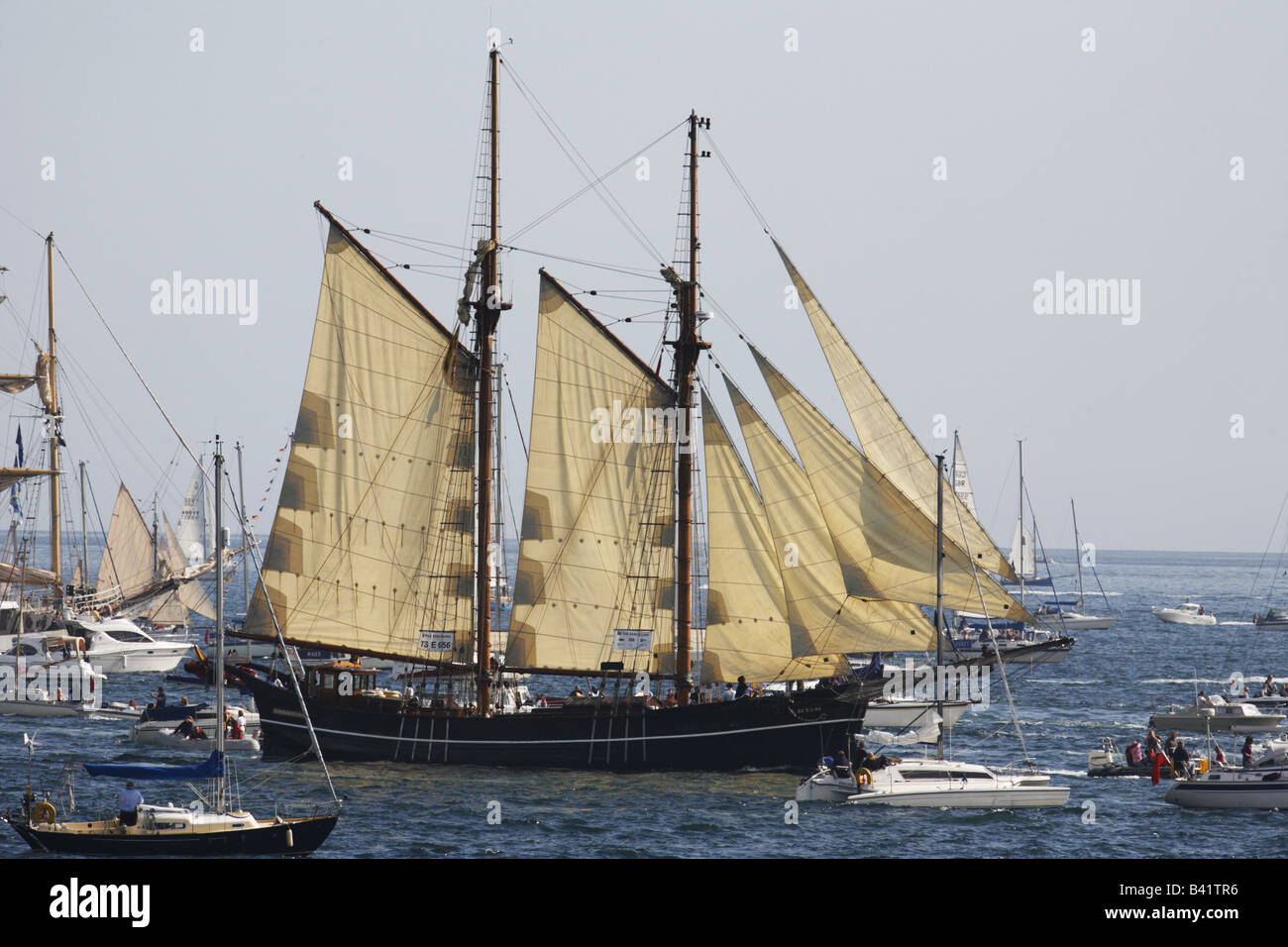 Ganz Barcelona Gaffel-Schoner Stockfoto