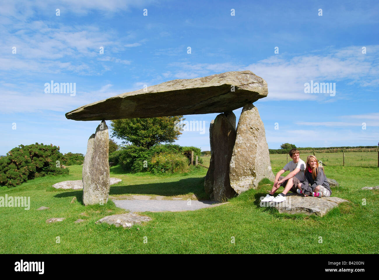 Rhonddatal Ifan Grabkammer, Nevern, Pembrokeshire Coast National Park, Pembrokeshire, Wales, Vereinigtes Königreich Stockfoto