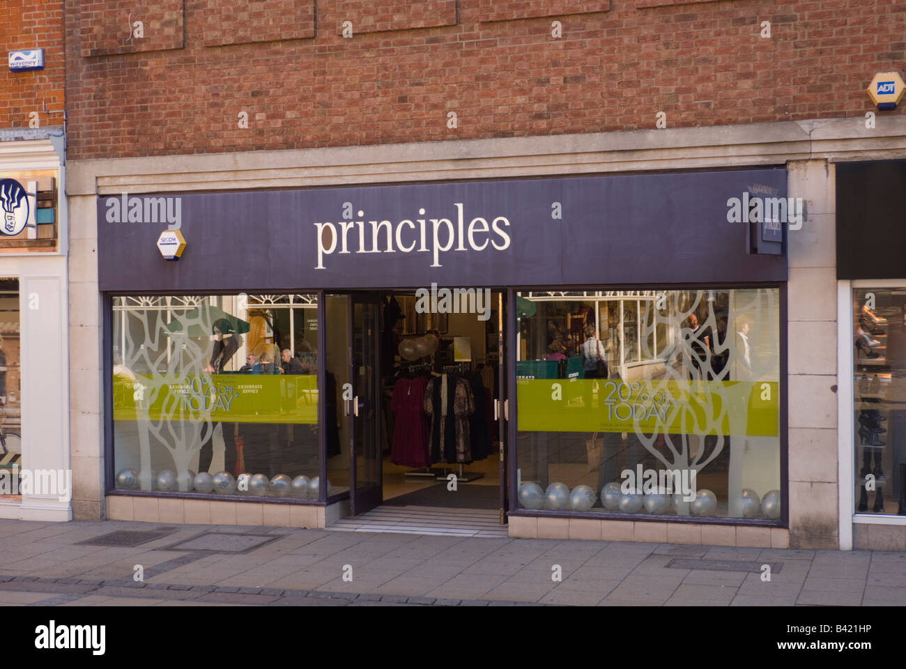 Prinzipien, die Kleidung laden in Norwich, Norfolk, Großbritannien Stockfoto