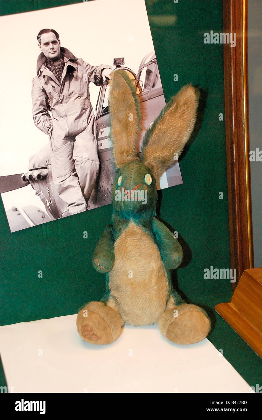 Douglas Bader Maskottchen Spielzeug Hase, Hase, verwendet in seinen MG-Motorwagen. Stockfoto