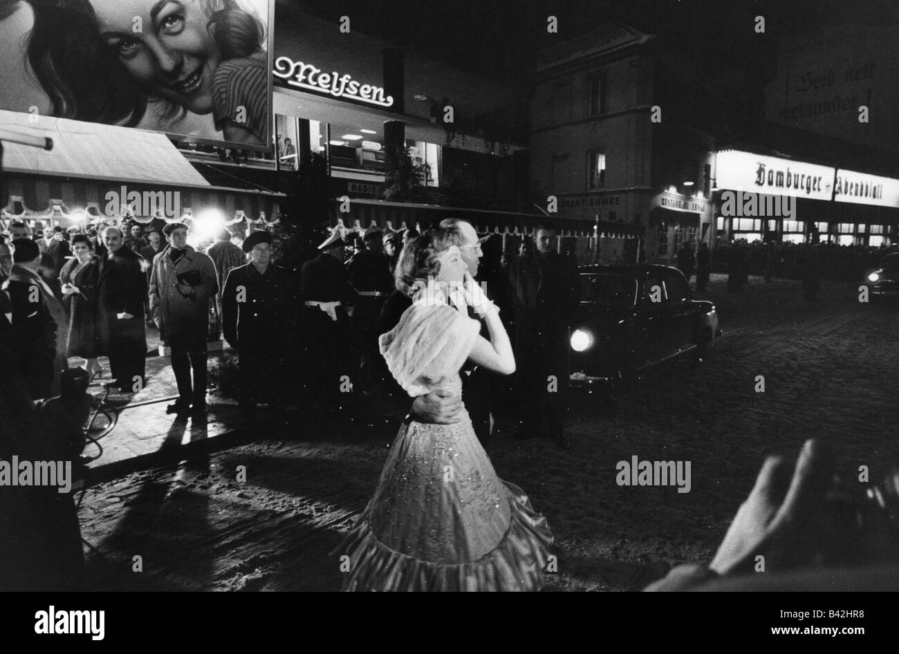 Romy schneider strasse Fotos und Bildmaterial in hoher Auflösung Alamy