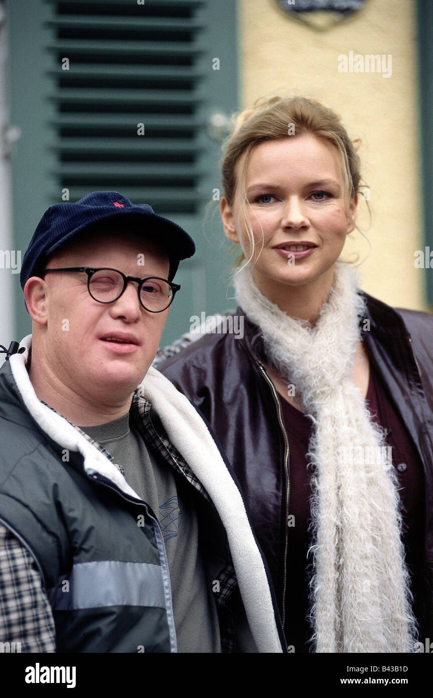 Brederlow, Bobby, * 17.6.1961, deutscher Schauspieler, halbe Länge, mit Veronica Ferres, Fotoruf zur TV-Produktion "Bobby", München, Stockfoto