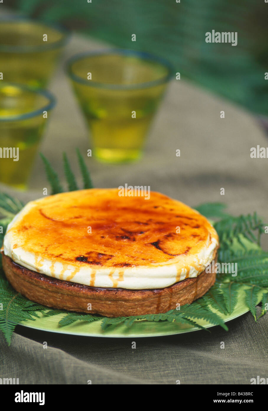 Zitronen-Baiser-Torte Stockfoto