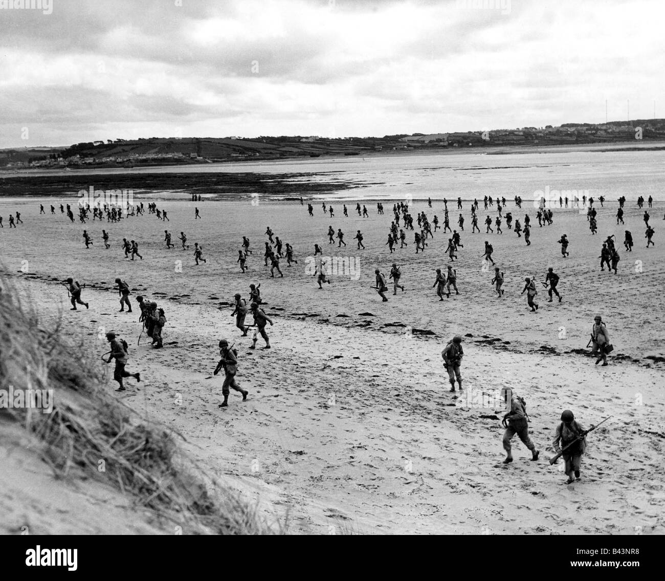 Veranstaltungen, Zweiter Weltkrieg/zweiter Weltkrieg, Großbritannien, Maneouvre des 29. US Ranger Battallion, Landungsübung an der englischen Küste, 1.8.1944, Stockfoto