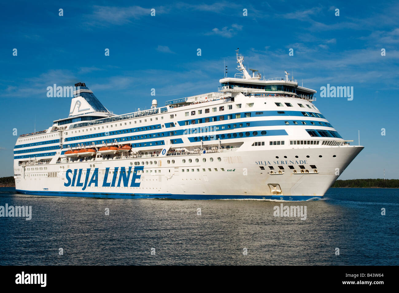 Kreuzfahrt-Fähre "Silja Serenade" (1990), Segeln aus Helsinki, Finnland Stockfoto