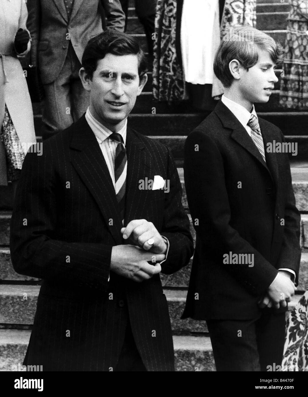 Prinz Charles und Prinz Edward verlassen St George s-Kapelle an Windsor nach Morgen Dienst Hristmas Tag 1978 Stockfoto