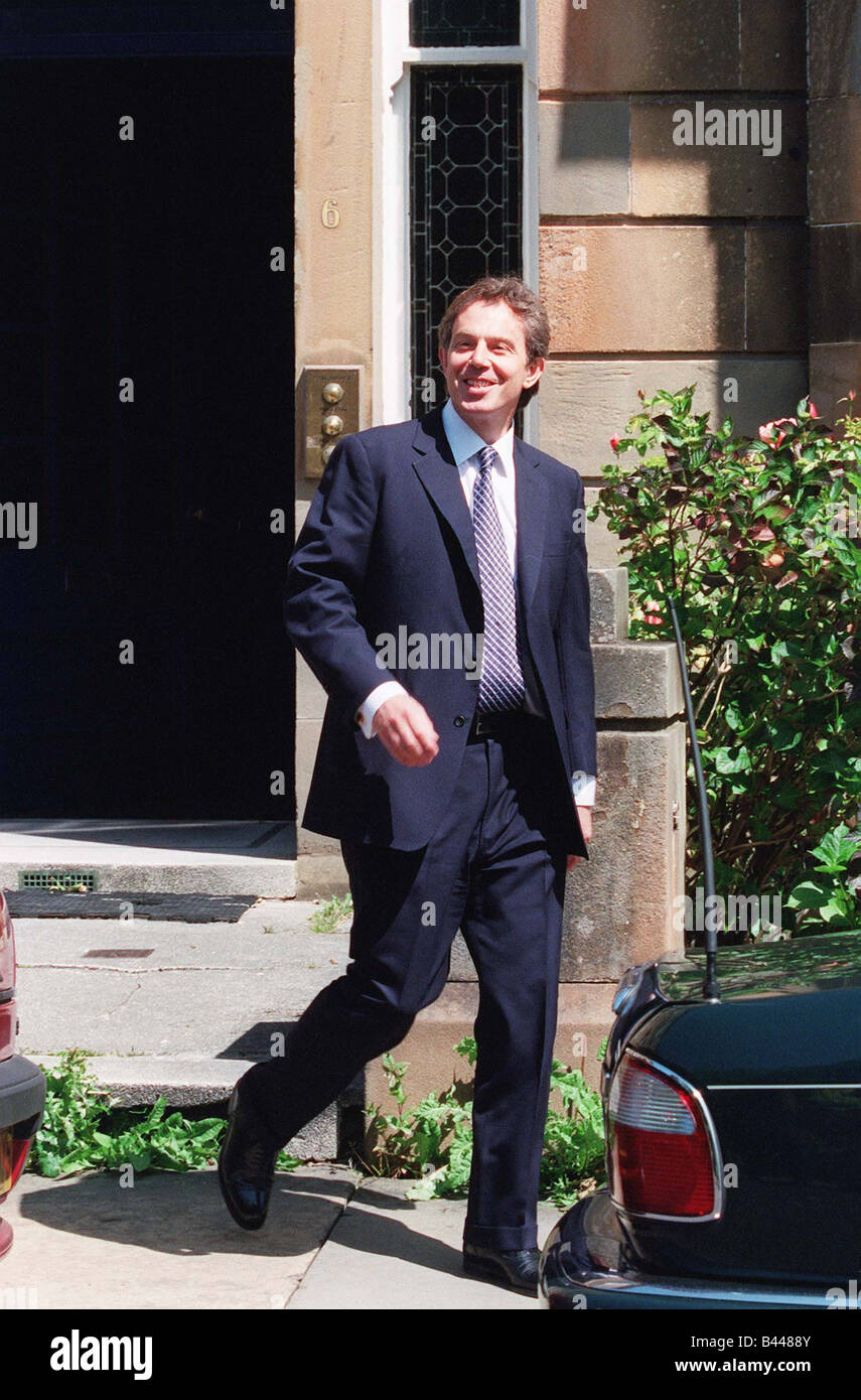 Tony Blair besucht Donald Dewar Juni 2000 Stockfoto