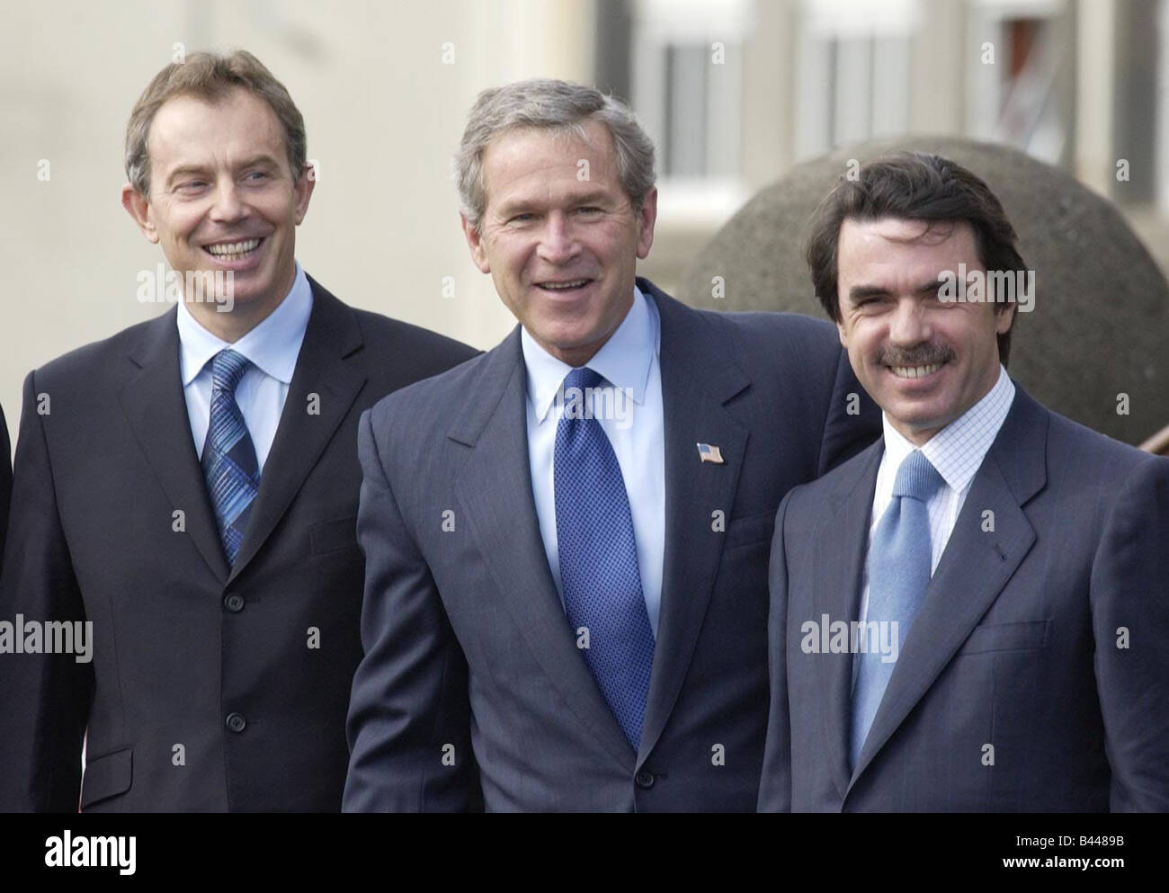 Tony Blair mit USA s Präsident George Bush und der spanische Premierminister José Maria Aznar R bei Azoren Sonntag, 16. März 2003 Stockfoto