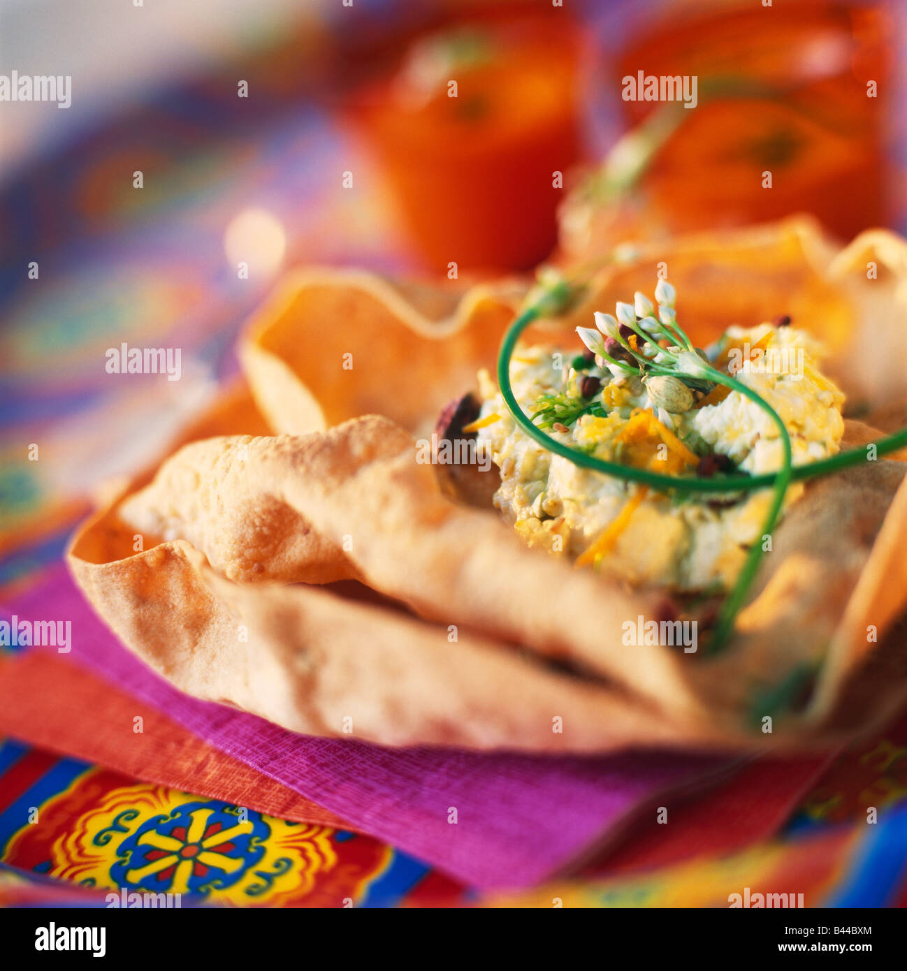 Poppadoms mit indischer Käse Stockfoto