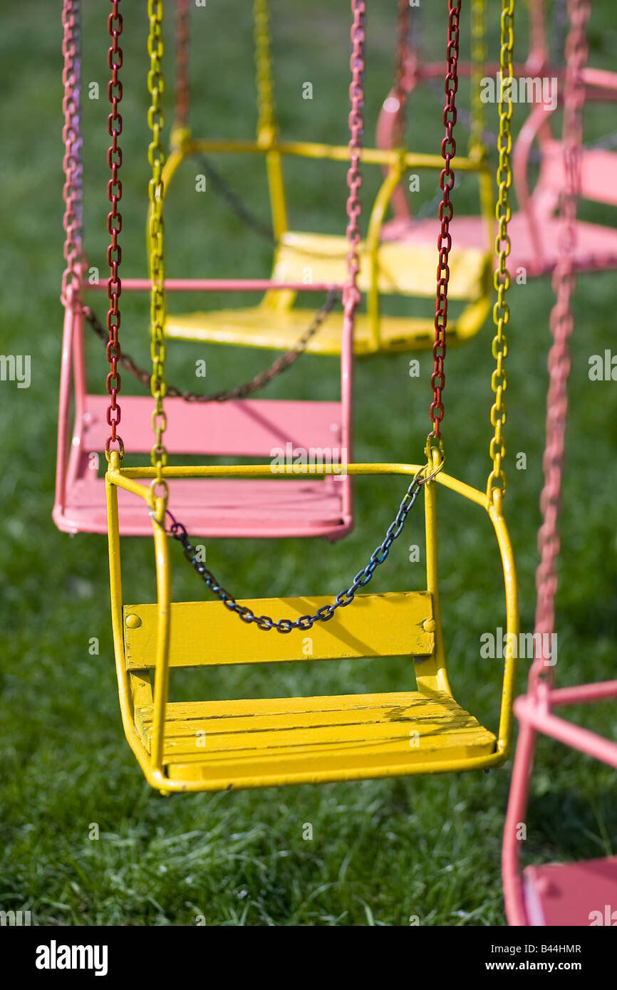 leere Farbe Karussell sitzen Stockfoto