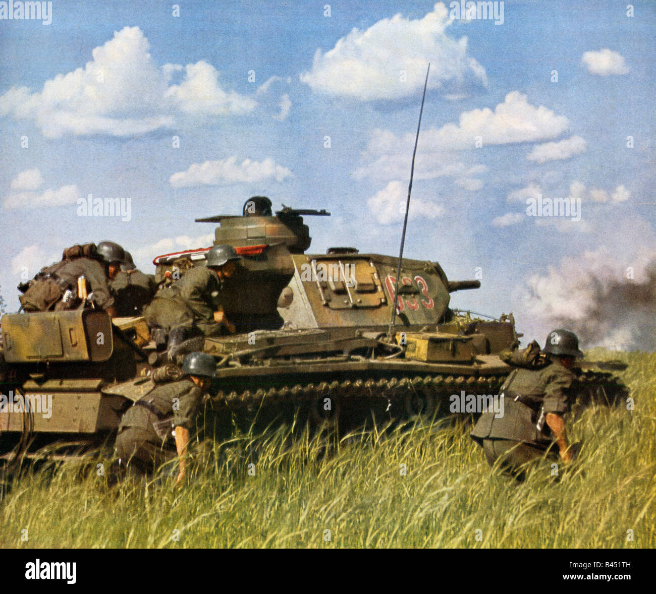 Wehrmacht Panzer und Infanterie Angriff Tank und Grenadiere an der Ostfront im zweiten Weltkrieg schon früh in der russischen Kampagne Stockfoto