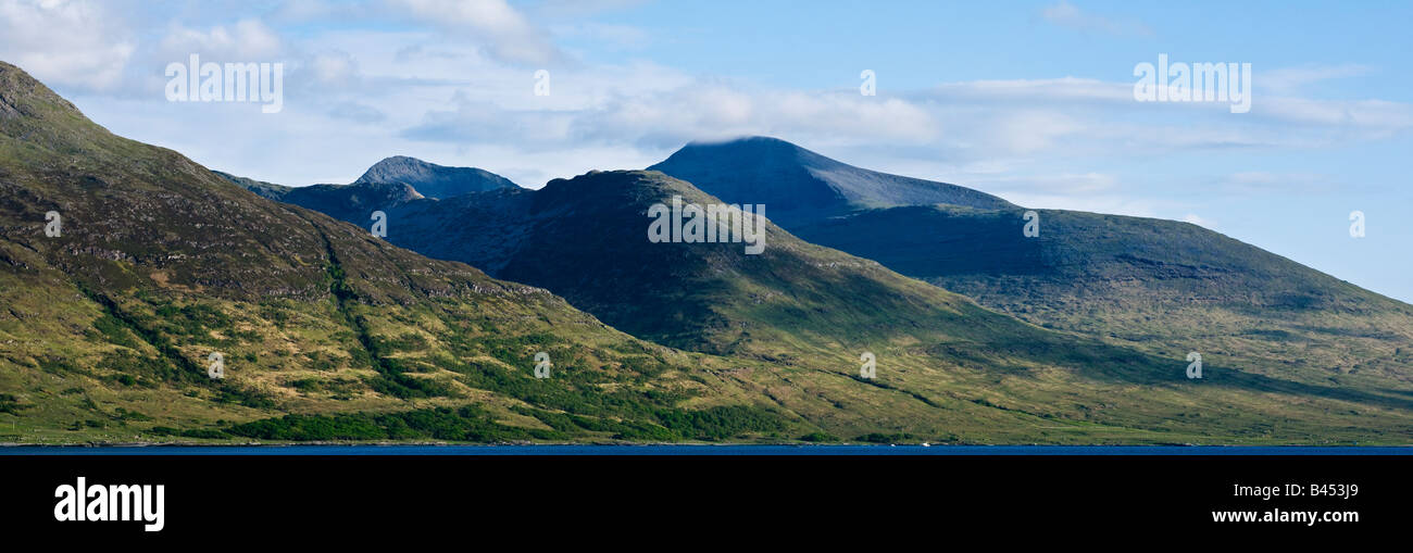 Ben More und Berge von Isle of Mull steigen über Loch Na Keal Isle of Mull Schottland Stockfoto
