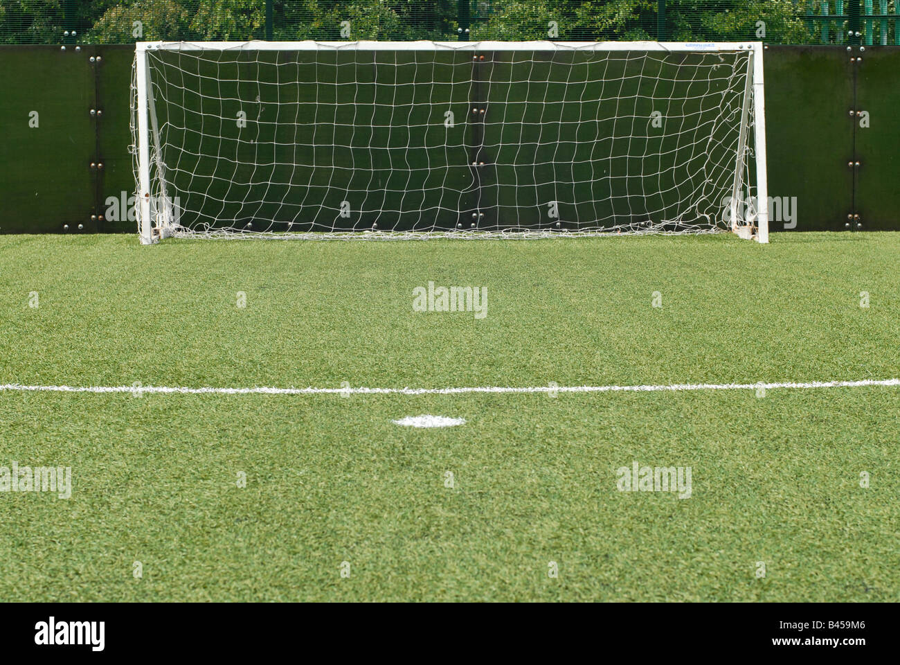Strafstoß, Astro-Rasen-Fußballplatz Stockfoto