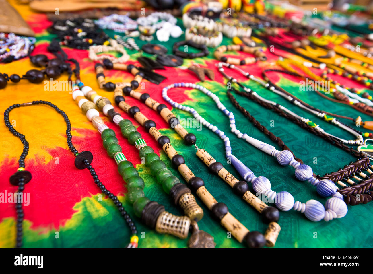 Schmuck zum Verkauf Acton Markt W3 London Vereinigtes Königreich Stockfoto
