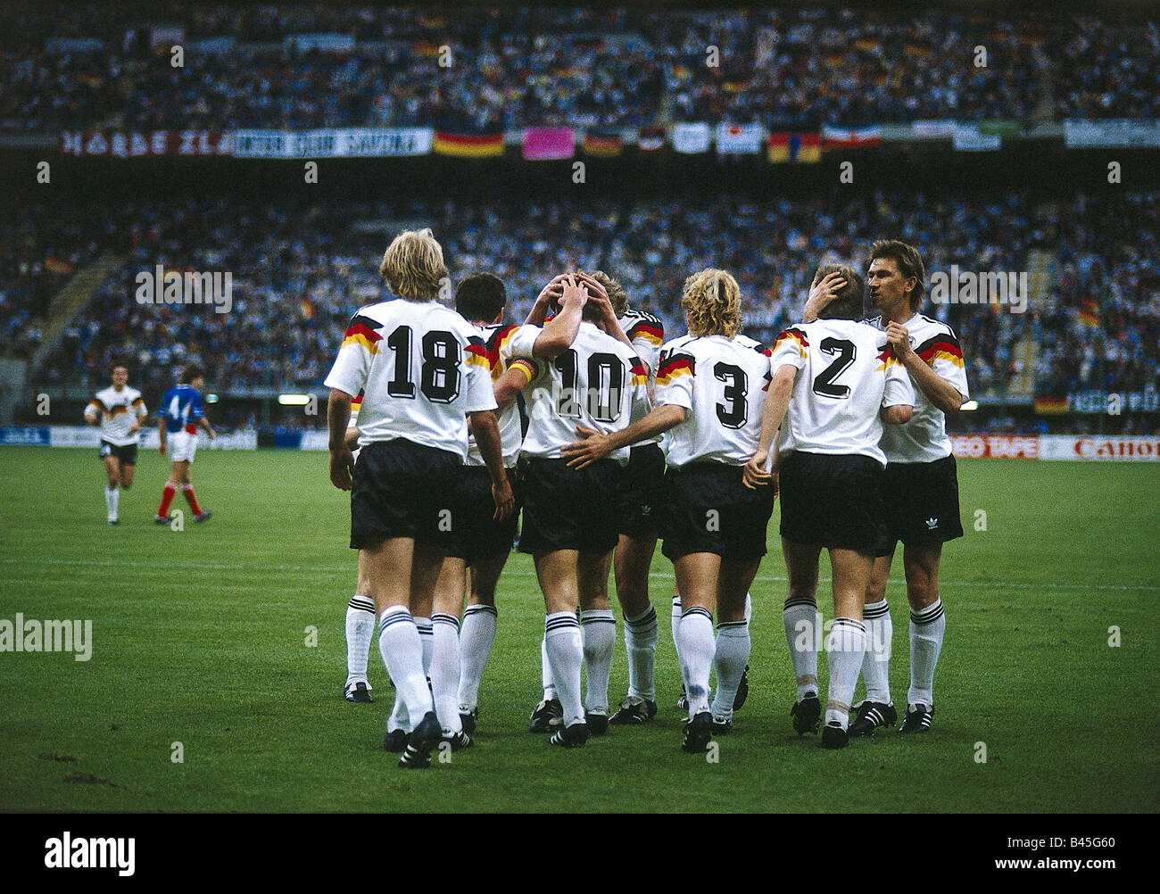 Sport, Fußball, Weltmeisterschaft, Deutschland gegen Jugoslawien, (4:1),  Mailand, Italien, 10.6.1990 Stockfotografie - Alamy