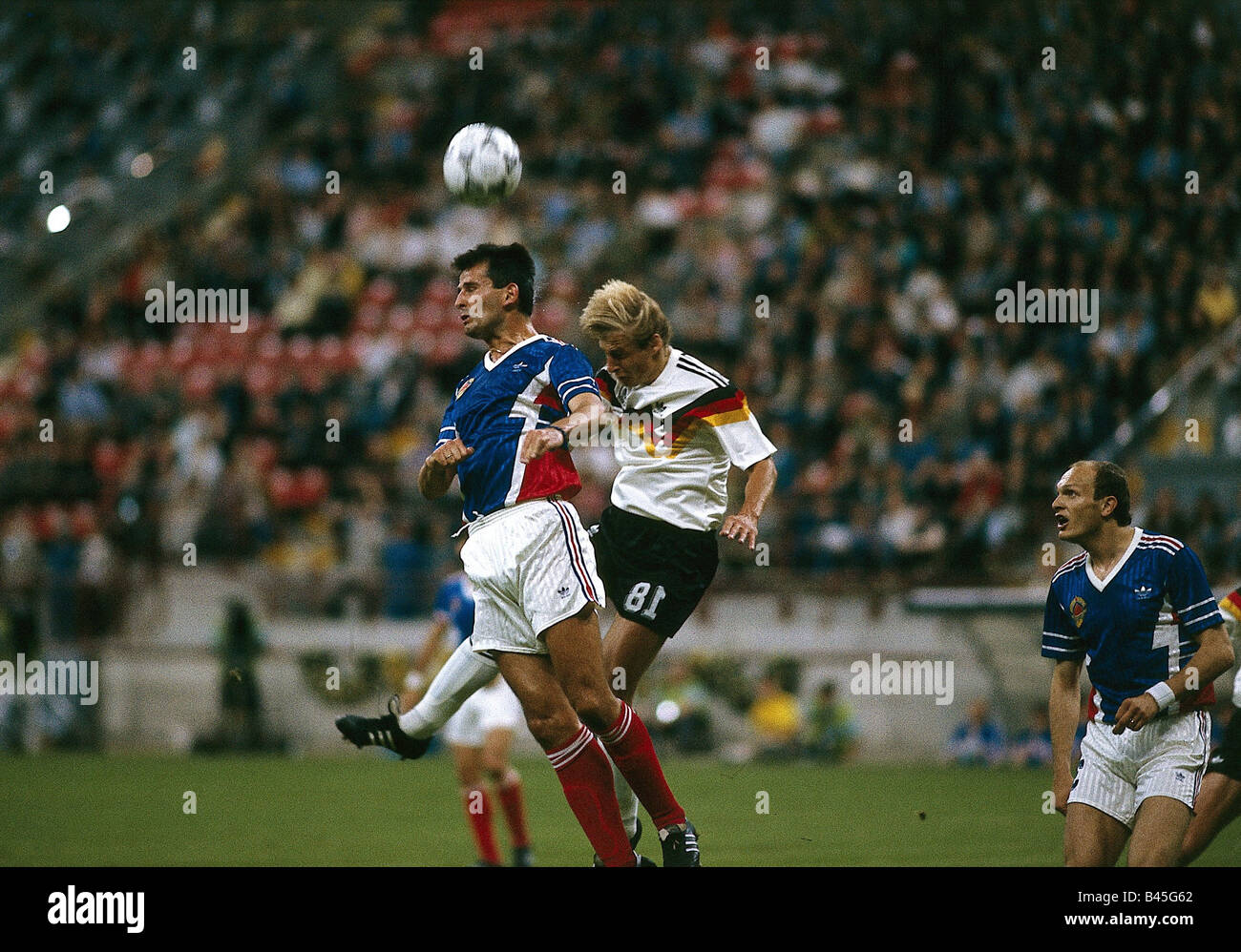 Sport, Fußball, Weltmeisterschaft, Deutschland gegen Jugoslawien, (4:1), Mailand, Italien, Jürgen Klinsmann, 10.6.1990, Stockfoto