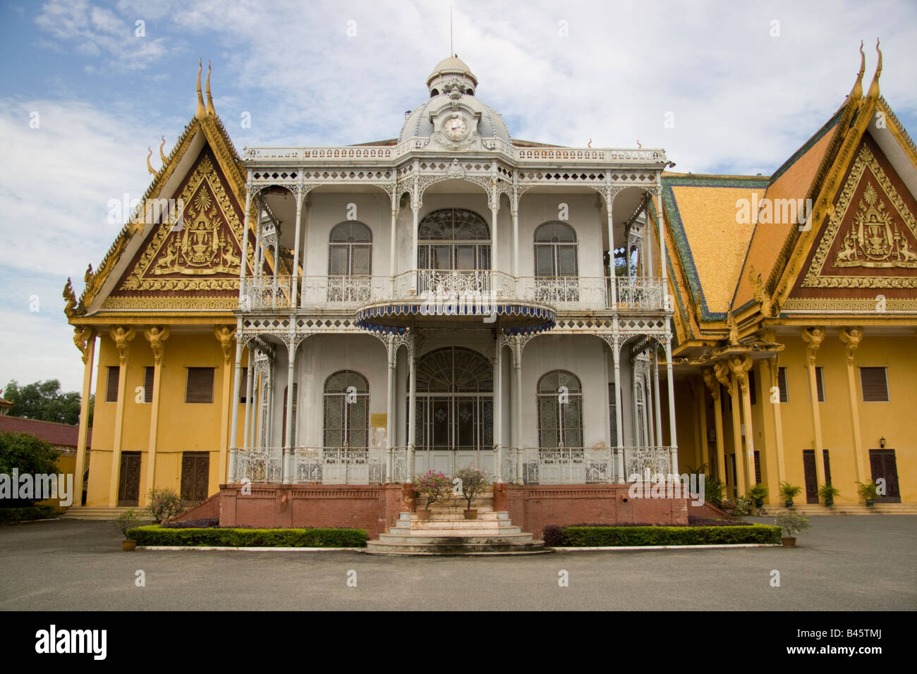 Das französische Haus im Schlosspark von Royal Palace Phnom Penh Kambodscha. Stockfoto