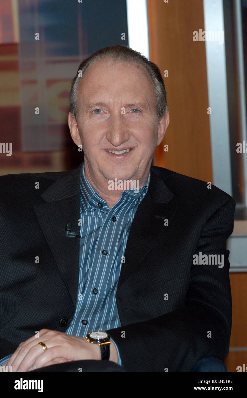 Krüger, Mike, * 14.12.1951, deutscher Schauspieler und Sänger, halbe Länge, Gast in der TV-Show "Johannes B. Kerner", Hamburg, 19.1.2005, Stockfoto