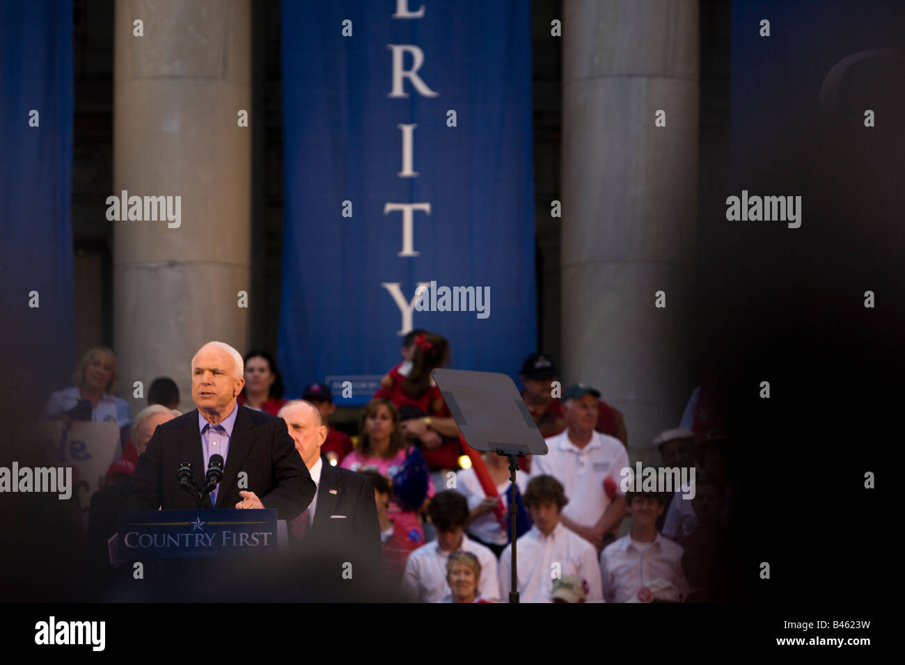 Senator John McCain anlässlich einer Kundgebung in Media Pennsylvania am 22. September 2008 bei den Präsidentschaftswahlen. Stockfoto