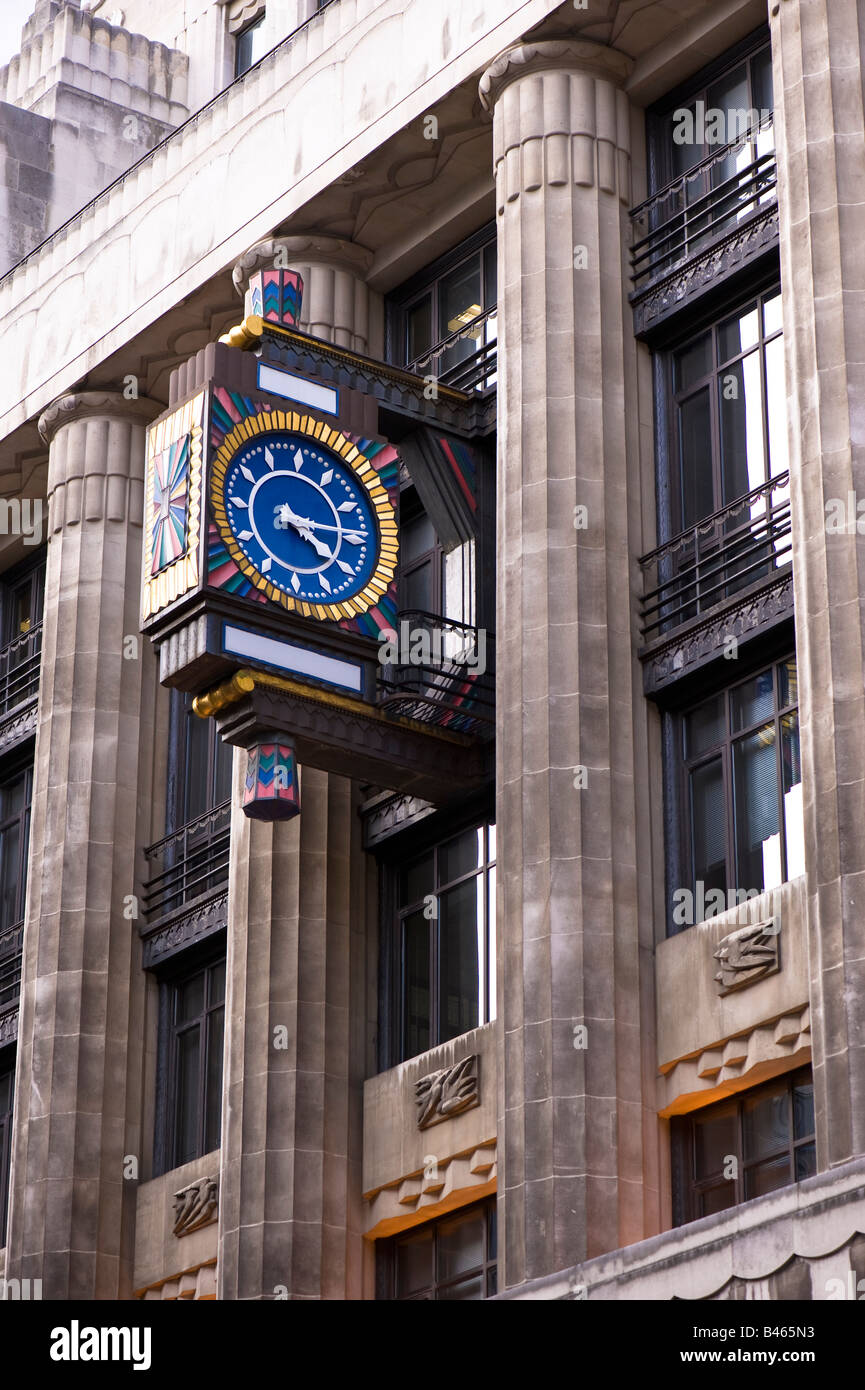 Uhr auf Daily Telegraph Fleet Street London Vereinigtes Königreich Stockfoto