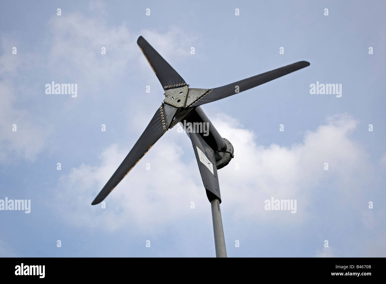 6kW Proven Windkraftanlage Futureworld Goonhilly Helston Cornwall UK Stockfoto