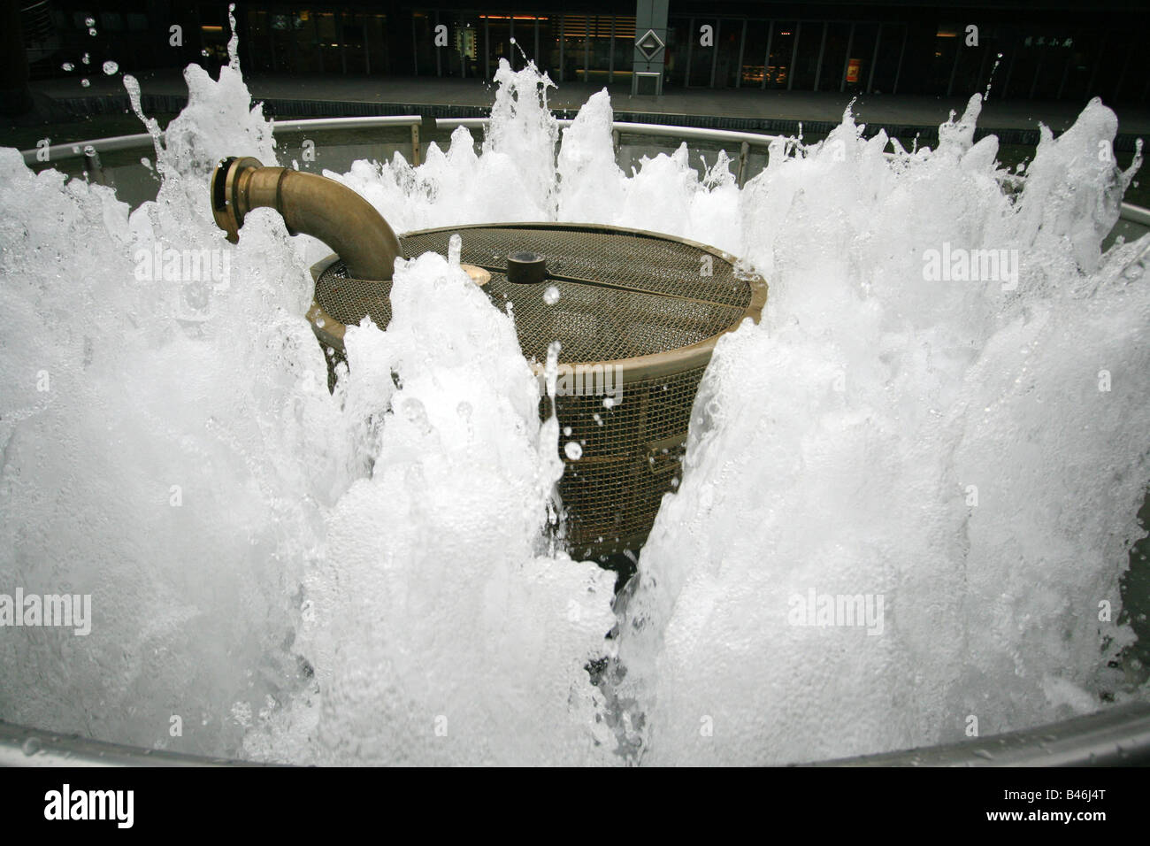 Touch-Brunnen am Fountain of Wealth, Suntec City, Singapur. Stockfoto