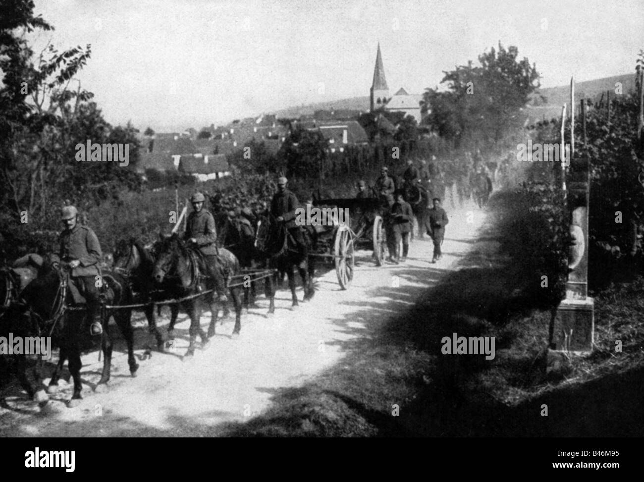 Ereignisse, Erster Weltkrieg/erster Weltkrieg, Westfront, vorrückende deutsche Artillerie in Elsaß-Lorraine, August 1914, Stockfoto
