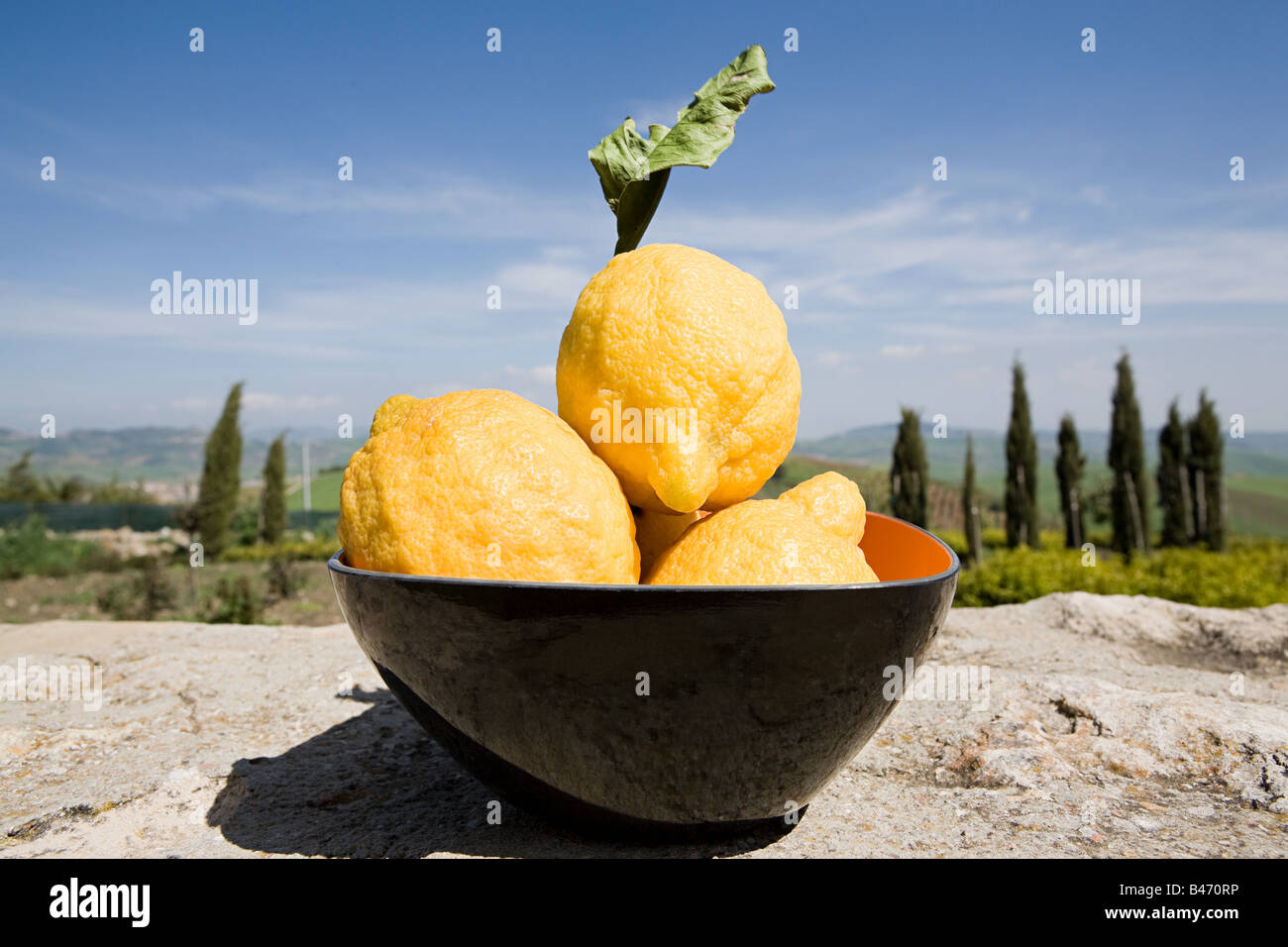 Sizilianische zitronen -Fotos und -Bildmaterial in hoher Auflösung – Alamy